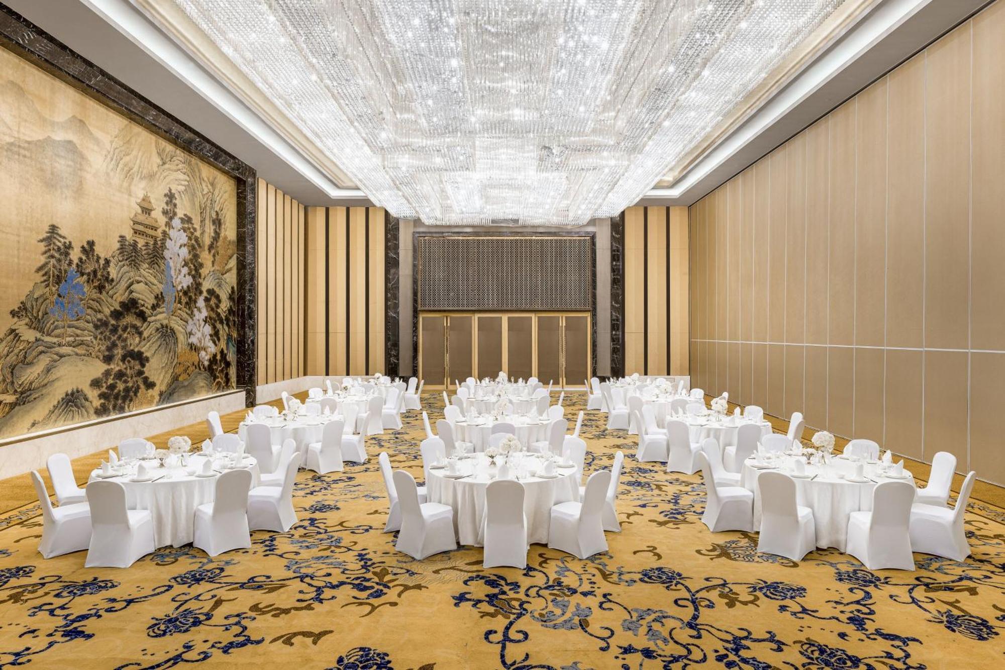The Westin Wuhan Wuchang Exterior photo