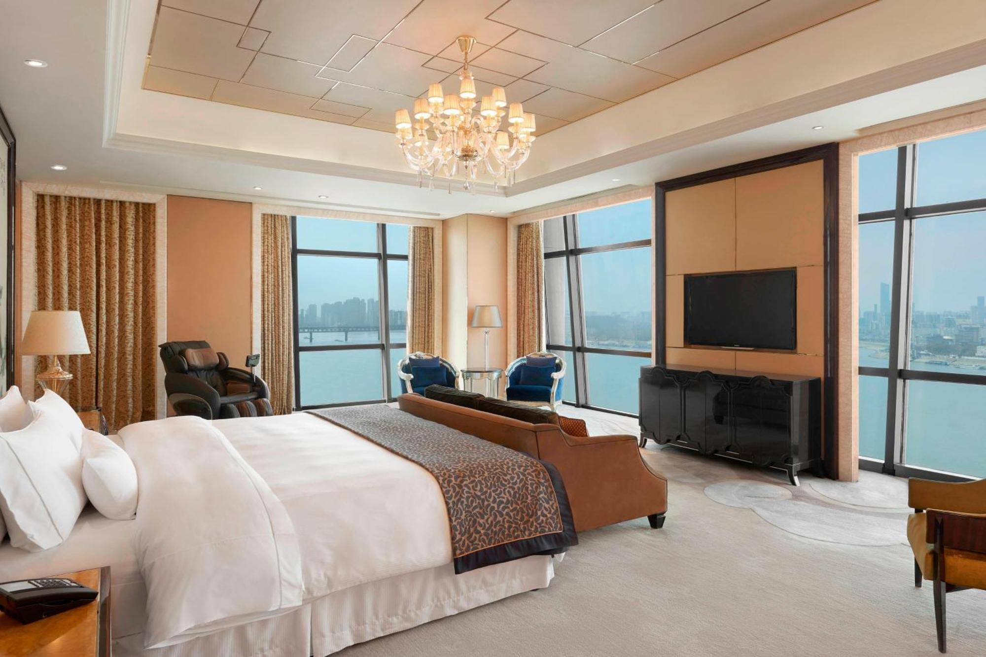 The Westin Wuhan Wuchang Exterior photo
