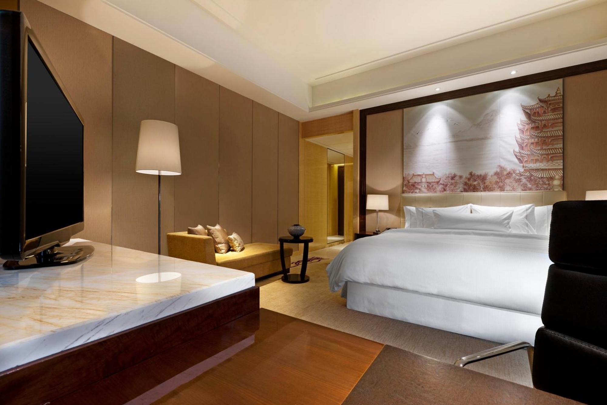 The Westin Wuhan Wuchang Exterior photo